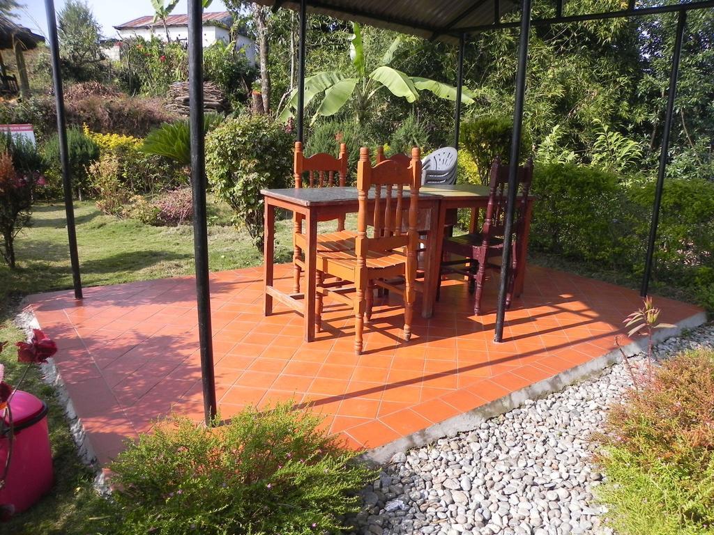 Rupa View Guest House Покхара Экстерьер фото